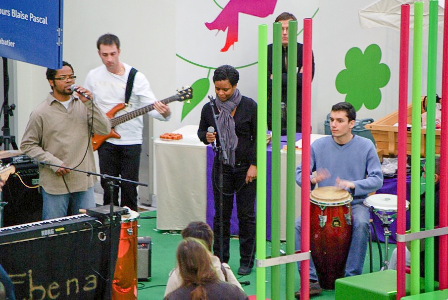 Evry Daily Photo - Concert Ebena Inauguration Gare Evry Centre 182.jpg